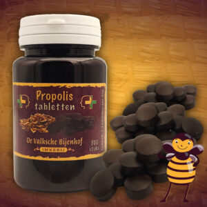 Propolistabletten in een pot herken je op deze foto aan de zwarte ronde vorm. Deze tabletten met propolis kan je hier online bestellen in een grote voordeelpot.